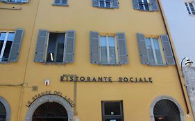 Le Stanze del Lago Apartments